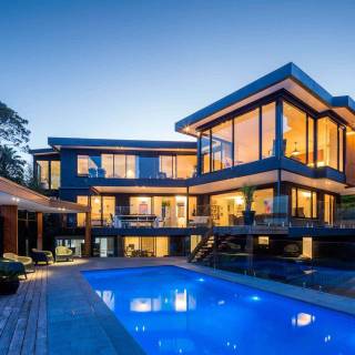 Fancy house wallpaper