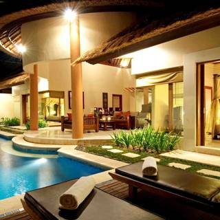 Fancy house wallpaper