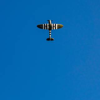 Vintage aircraft wallpaper