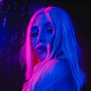 Ava Max 4k wallpaper