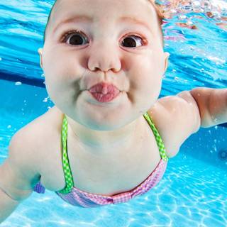 Funny child wallpaper