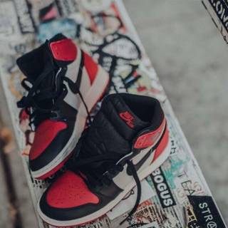 Sneakerheads wallpaper