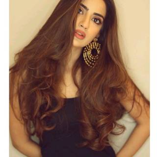 Saboor Aly wallpaper