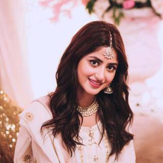 Saboor Aly wallpaper