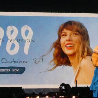 1989 Taylor's Version wallpaper
