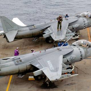 McDonnell Douglas AV-8B Harrier II wallpaper