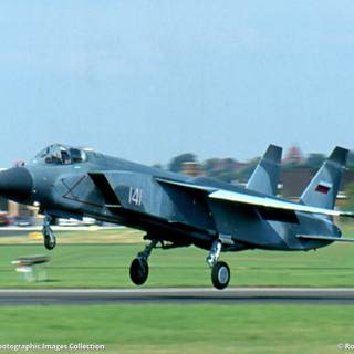 Yakovlev Yak-141 wallpaper