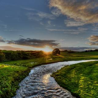 Flowing river wallpaper