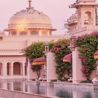 Luxury hotels wallpaper