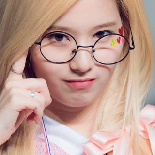 Sana Twice 4k wallpaper