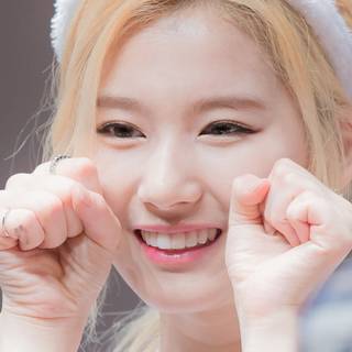 Sana Twice 4k wallpaper