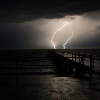 Ocean night 4k wallpaper