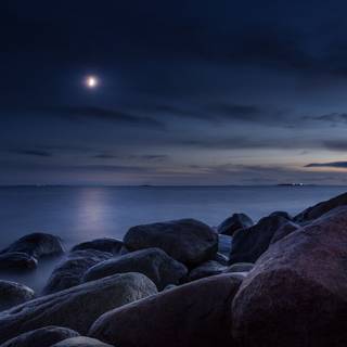 Ocean night 4k wallpaper