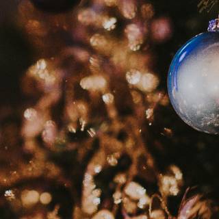 4k iPhone Christmas wallpaper