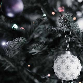 4k iPhone Christmas wallpaper