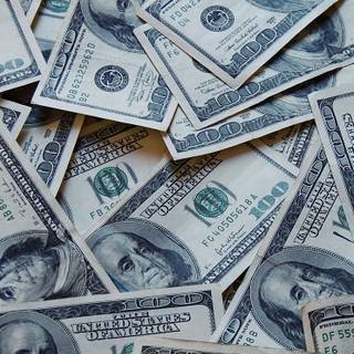 iPhone 4k money wallpaper