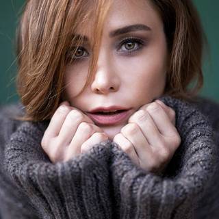 Burçin Terzioğlu wallpaper