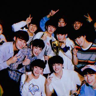 Aesthetic Seventeen desktop wallpaper