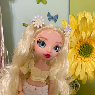 Delilah Fields wallpaper