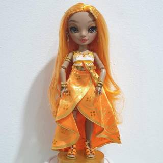 Meena Fleur wallpaper