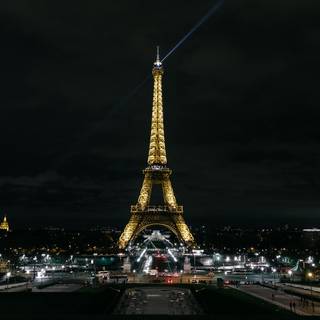 Paris 4k PC wallpaper