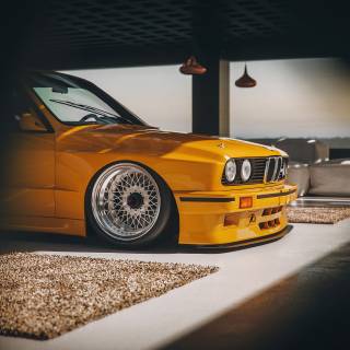 4k BMW E30 wallpaper