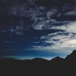 Sky 4k laptop wallpaper