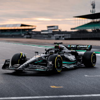 4k F1 iPhone wallpaper