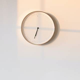 Simple aesthetic iPhone wallpaper