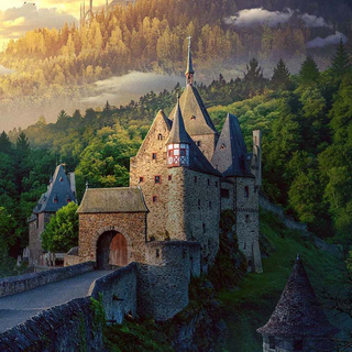 Fantasy iPhone 4k wallpaper