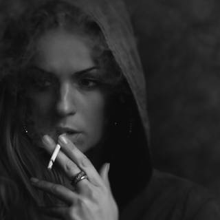 4k girl dark wallpaper