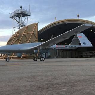 Bayraktar TB2 wallpaper