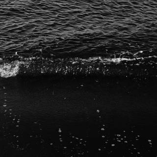 Dark sea desktop wallpaper