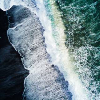 Black waves 4k wallpaper