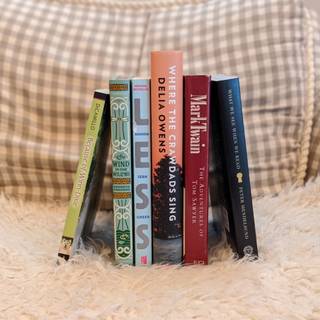 Book summer vibes wallpaper