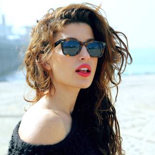 Tania Raymonde wallpaper