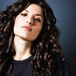 Tania Raymonde wallpaper