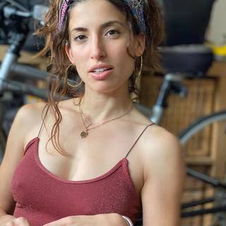 Tania Raymonde wallpaper