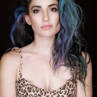 Tania Raymonde wallpaper