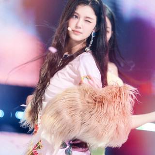 Danielle NewJeans wallpaper