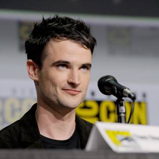 Tom Sturridge wallpaper