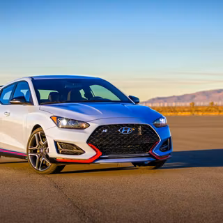 Hyundai logo 4k wallpaper