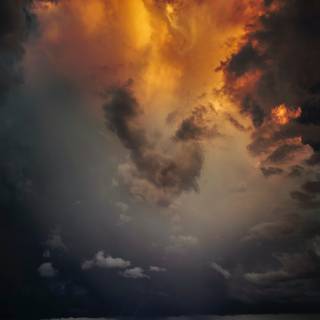 Dramatic sky wallpaper