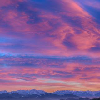 Dramatic sky wallpaper