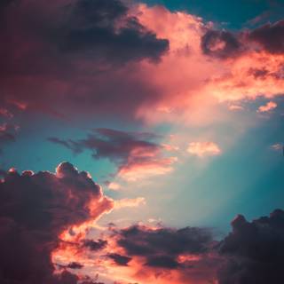 Dramatic sky wallpaper