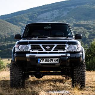 Nissan Safari wallpaper