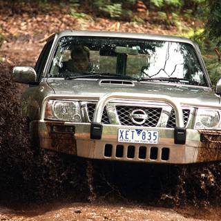 Nissan Safari wallpaper