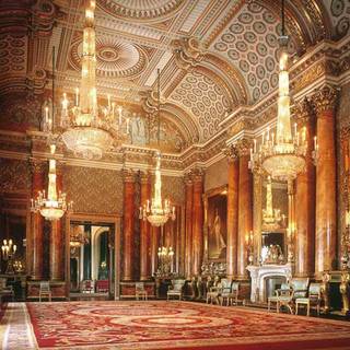 Palace inside wallpaper