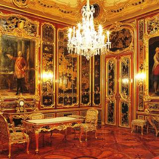 Palace inside wallpaper