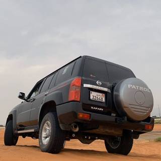 Nissan Patrol Super Safari wallpaper